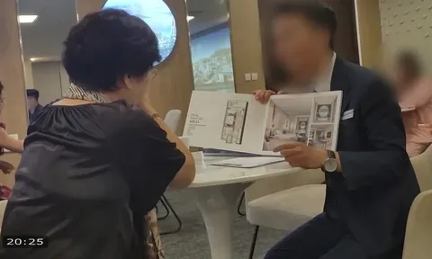 “Bẫy” hợp đồng kỳ nghỉ: Nhận diện nghệ thuật thao túng khách hàng