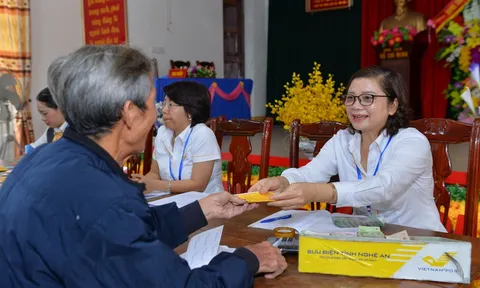Công nhận sổ BHXH điện tử, thay đổi hiệu lực giấy uỷ quyền nhận lương hưu