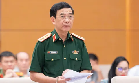 Đại tướng Phan Văn Giang trình UBTVQH dự án Luật Phòng, chống phổ biến vũ khí hủy diệt hàng loạt