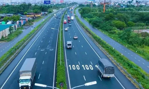 CSGT bắt đầu xử phạt lỗi không giữ khoảng cách an toàn từ 27/8/2026