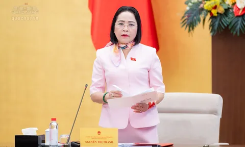 Làm rõ việc thực hiện chính sách tiền lương, phụ cấp và thu hút nhà giáo