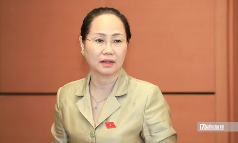 Bộ trưởng Bộ VHTT&DL đề xuất ưu tiên quỹ đất cho thiết chế văn hóa, rạp chiếu phim