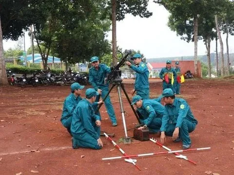 Hoàn cảnh khó khăn, sức khỏe không đảm bảo có phải tham gia Dân quân tự vệ?