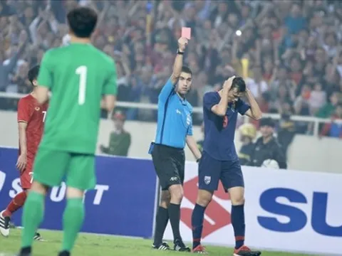 AFC chính thức đưa ra án phạt nặng cho tiền đạo Thái Lan vì đấm Đình Trọng