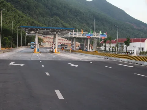 Hầm Cù Mông bắt đầu triển khai thu phí từ tháng 4