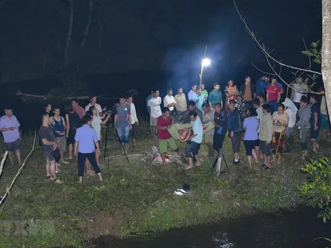 Phát hiện thi thể người đàn ông chết dưới sông Nậm Rốm