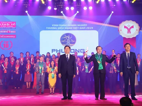 Phú Long được vinh danh Top 10 thương hiệu mạnh dẫn đầu Việt Nam 2018