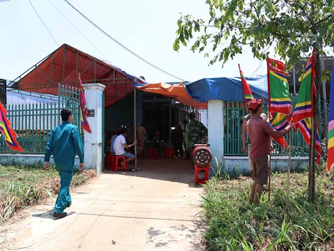 Cưa bom lấy thuốc nổ, 1 người đàn ông tử vong