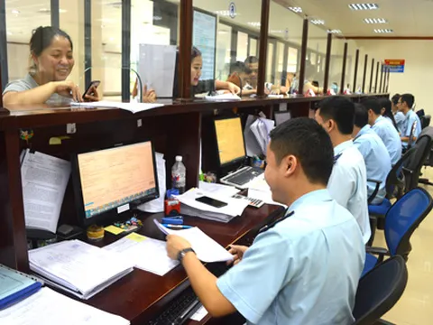 Cục Hải quan Lạng Sơn: Nghi vấn hàng chục gói thầu trúng bằng giá?