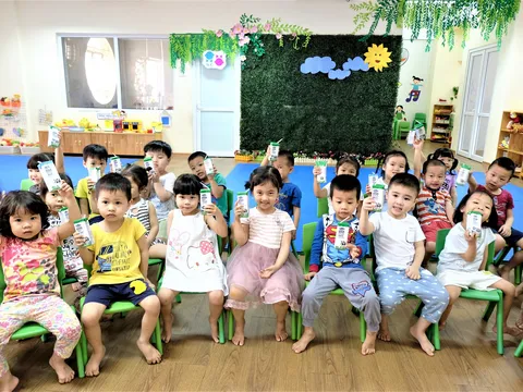 Gói thầu Sữa học đường Hà Nội: Chủ đầu tư được 'lợi kép'