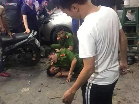 Khống chế đối tượng vác dao chém trọng thương vợ chồng chủ nhà giữa phố