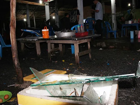 9 người bị triệu tập vì đập phá quán nước ở Long An