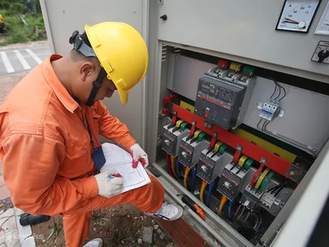 Đại biểu Quốc hội muốn kiểm toán việc điều hành giá điện