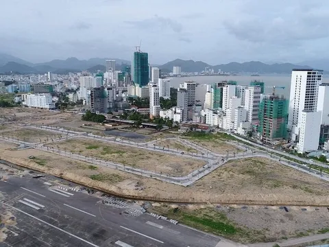 Vì sao Khánh Hoà 'vội vã' giao Phúc Sơn làm dự án, 'bán chui' đất vàng sân bay