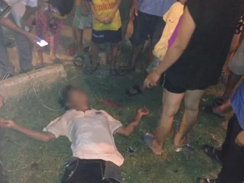 Hà Tĩnh: Bố bị điện giật khi chơi đu quay cùng con tại công viên