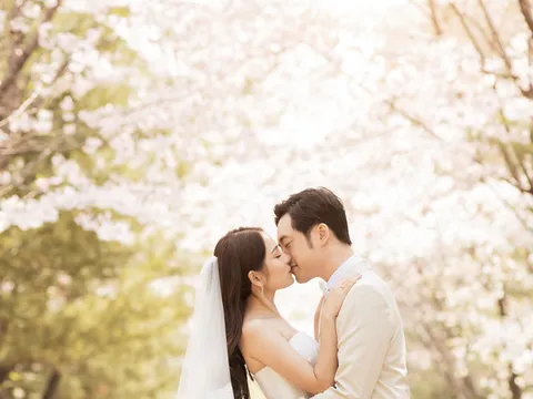 Ảnh cưới lãng mạn của nhạc sĩ Dương Khắc Linh và người yêu 9X