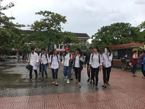 Quảng Bình: 24 thí sinh thi vào lớp 10 phải làm lại bài thi từ đầu vì giám thị ký nhầm