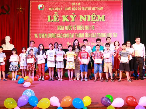 Học viện YDHCT VN tổ chức lễ kỉ niệm ngày Quốc tế thiếu nhi 1/6
