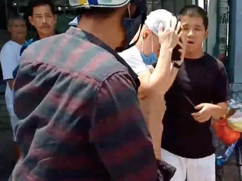 Lê Dương Bảo Lâm bị đánh giữa phố khi làm từ thiện