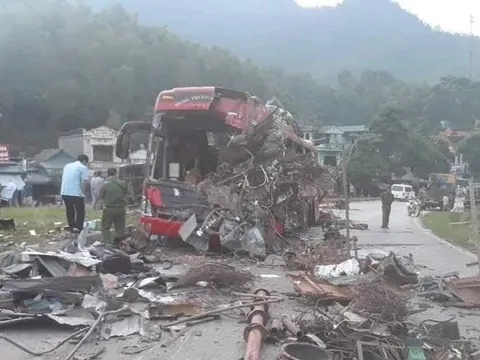 Vụ tai nạn ở Hòa Bình: Sự trùng hợp kinh hoàng