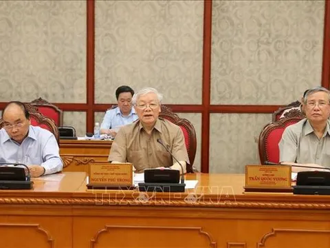 Tổng Bí thư, Chủ tịch nước họp Bộ Chính trị, xem xét công tác nhân sự