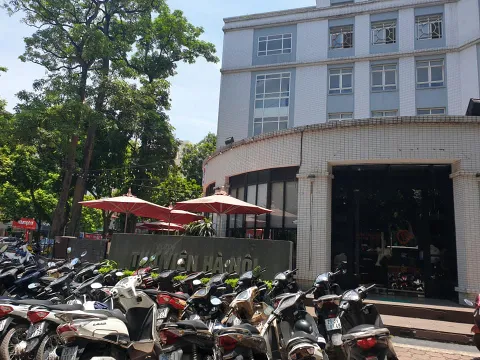 Nghi vấn Thư viện Hà Nội ‘xẻ thịt đất vàng’ cho thuê thu lợi bất chính?