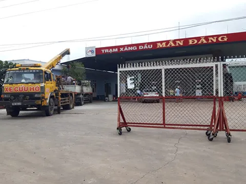 Điều khiển cần cẩu chạm vào dây điện trung thế, tài xế tử vong, phụ xe nguy kịch