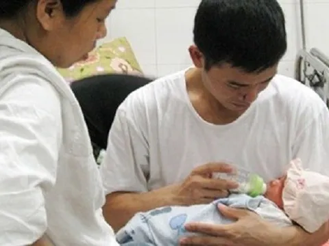 Từ hôm nay (1/7), vợ sinh con, chồng được nghỉ chế độ thai sản