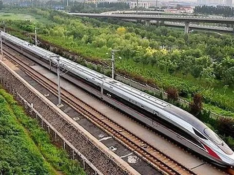 Bộ GTVT lý giải về số tiền chênh 32 tỷ USD tại dự án đường sắt tốc độ cao trên trục Bắc - Nam