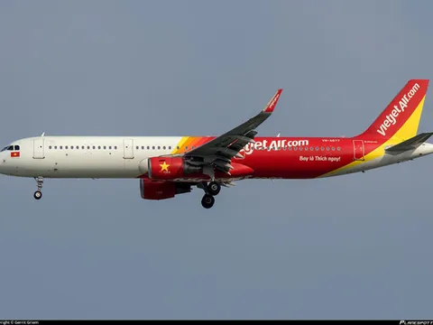 Vietjet Air gặp sự cố đi nhầm đường lăn đang đóng tại Tân Sơn Nhất