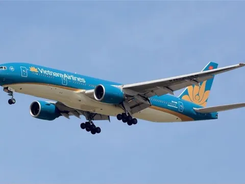 Máy bay Vietnam Airlines bị sét đánh trúng khi đang hạ cánh: Liệu có nguy hiểm?