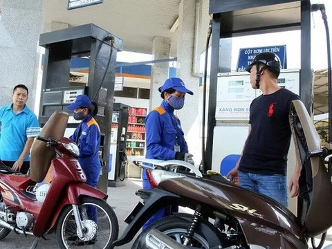 Giá xăng ngày 17/7: Tiếp tục tăng mạnh?