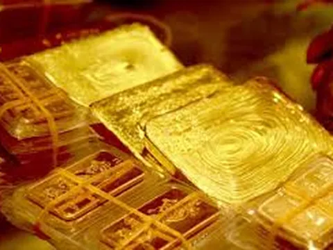 Giá vàng hôm nay 23/7: Bất ngờ sụt nhanh xuống dưới 40 triệu/lượng