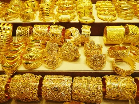 Giá vàng hôm nay 31/7: Đón tín hiệu tích cực, vàng tiếp đà đi lên