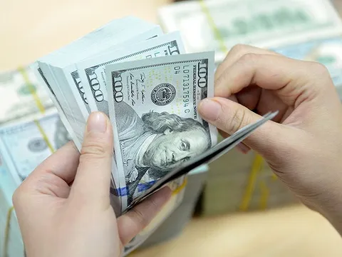 Vàng và tỷ giá trung tâm đồng loạt tăng kỷ lục