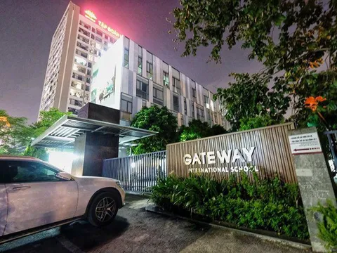 Hà Nội: Bé trai lớp 1 trường Gateway tử vong vì bị bỏ quên trên xe đưa đón học sinh