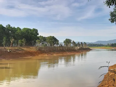 Hà Nội tổ chức thanh tra toàn diện việc hồ Đồng Mô bị 'xẻ thịt'