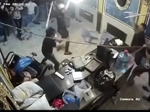 Truy bắt nhóm giang hồ đập phá nhà hàng tại quận 1, TP. HCM