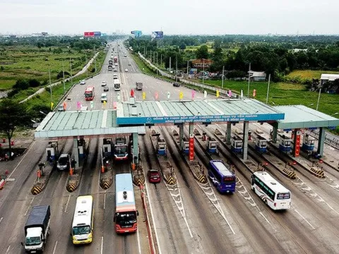 Đề xuất thu phí trở lại tuyến cao tốc TP.HCM - Trung Lương
