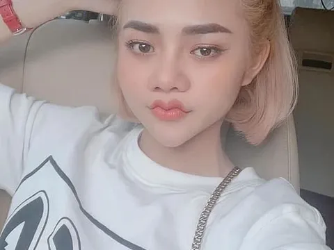 Chị em thi nhau bắt trend 'đôi môi Mazda' - trào lưu mới đang gây bão MXH