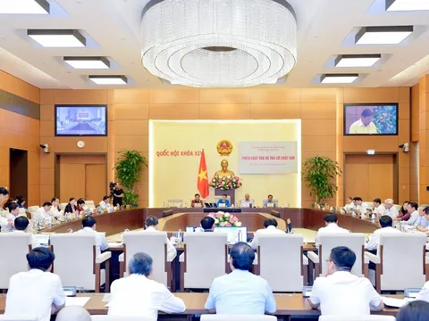 15 Bộ trưởng, trưởng ngành trả lời chất vấn: ĐBQH quan tâm đến lời hứa của Bộ trưởng Nguyễn Văn Thể