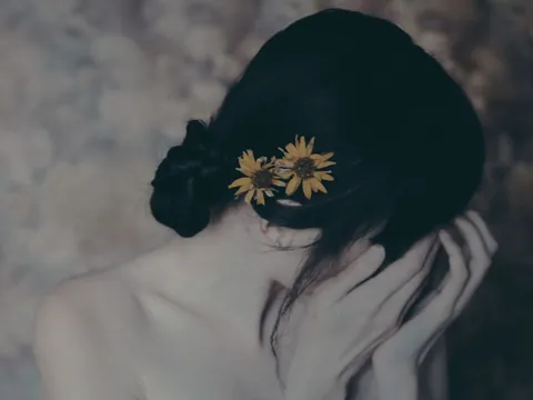 Đàn bà đừng quá hy sinh rồi thành thói quen