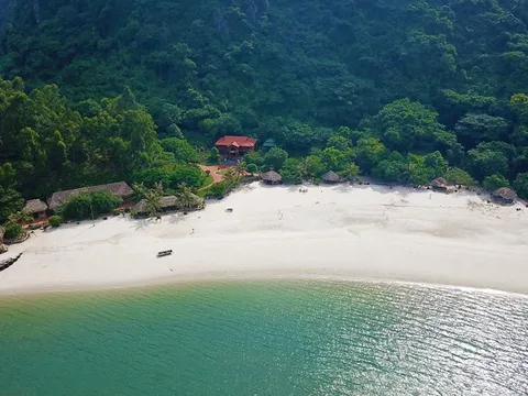 Vịnh Bái Tử Long: Công trình vi phạm chỉ cưỡng chế 'trên giấy'?