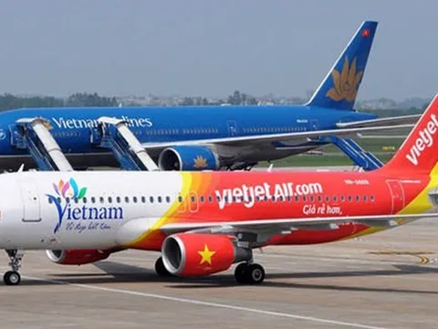 Hủy và đổi lịch nhiều chuyến bay do ảnh hưởng bão số 4