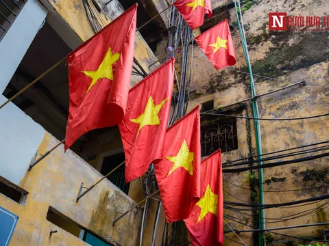 Thủ đô Hà Nội rực đỏ sắc cờ mừng ngày Quốc khánh 2/9