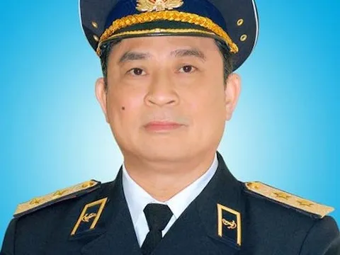 Thủ tướng xóa tư cách nguyên Tư lệnh Quân chủng Hải quân đối với ông Nguyễn Văn Hiến