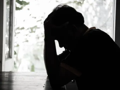 Nếu có khóc, cũng chỉ khóc với người xứng đáng