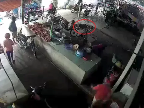 Lời kể của nhân chứng vụ em trai tước dao, đâm tử vong người tấn công chị gái ở Long An