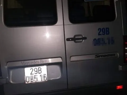 Tài xế sốc ma túy chết trên ô tô đưa đón học sinh ở Hà Nội