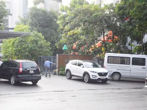 Hoãn buổi thực nghiệm hiện trường lần 2 vụ bé trai lớp 1 trường Gateway tử vong